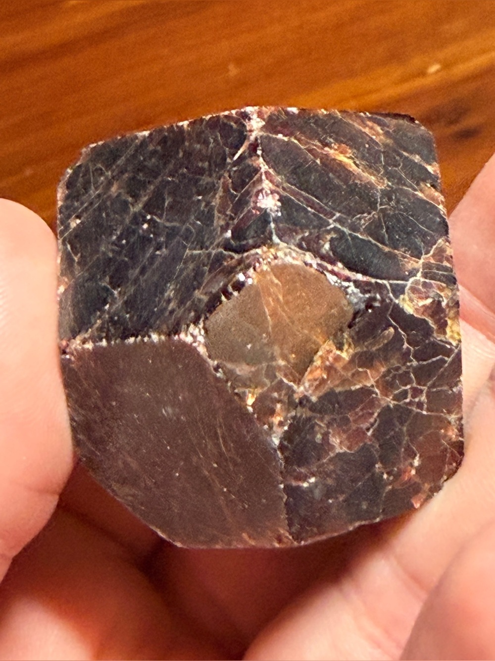 Garnet crystal pieces - Picture 6 of 9